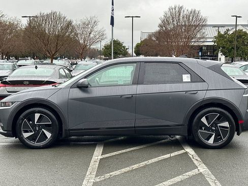New 2026 Hyundai Ioniq 5 SEL image 7