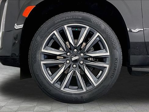 Used 2024 Cadillac Escalade Sport AWD/4WD image 9