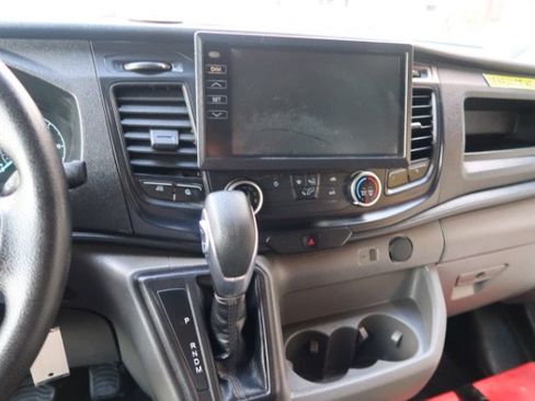 Used 2021 Ford Transit 350 DRW RWD image 11