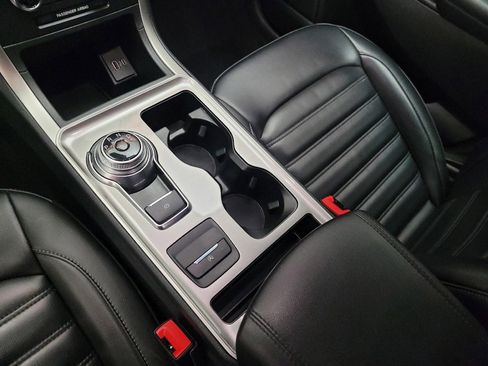 Used 2024 Ford Edge SEL image 26