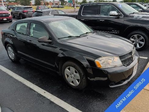 Used 2010 Dodge Avenger SXT FWD image 4