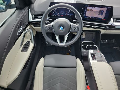 Used 2026 BMW X1 xDrive28i w/ Technology Package AWD/4WD image 15