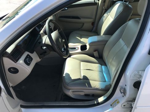 Used 2007 Chevrolet Impala LTZ FWD image 10