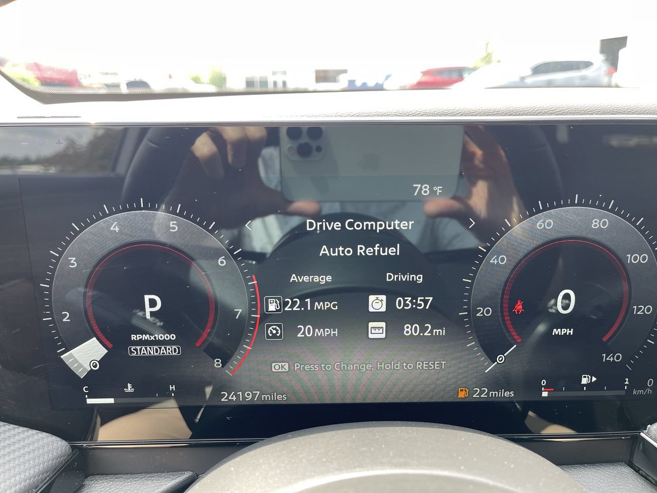 Used 2025 Nissan Kicks SR AWD/4WD image 11