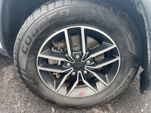 Used 2021 Jeep Grand Cherokee Trailhawk image 40