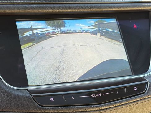 Used 2018 Cadillac XT5 Premium Luxury FWD image 27