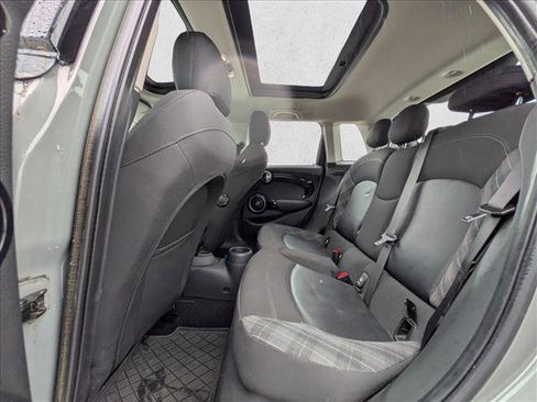 Used 2015 MINI Cooper S image 16