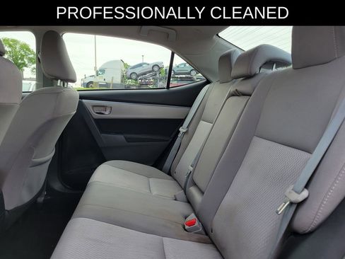 Used 2015 Toyota Corolla LE FWD image 10