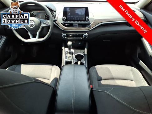 Used 2024 Nissan Altima 2.5 SV FWD image 12