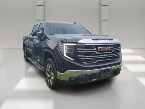 Used 2024 GMC Sierra 1500 SLT w/ SLT Premium Plus Package AWD/4WD image 3