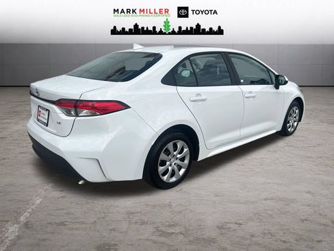 Certified 2025 Toyota Corolla LE FWD image 6
