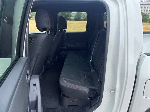 Used 2026 Nissan Frontier PRO-4X AWD/4WD image 7