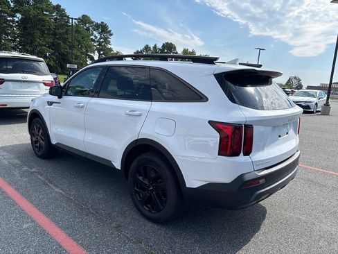 Used 2023 Kia Sorento S w/ Panoramic Sunroof Package AWD/4WD image 7