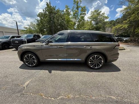 New 2025 Lincoln Aviator Reserve w/ Luxury Package image 3