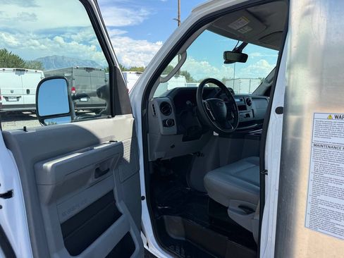 Used 2024 Ford E-350 and Econoline 350 Super Duty w/ Driver's Safety Package RWD image 15