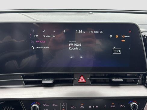 Used 2025 Kia Sportage EX AWD/4WD image 15