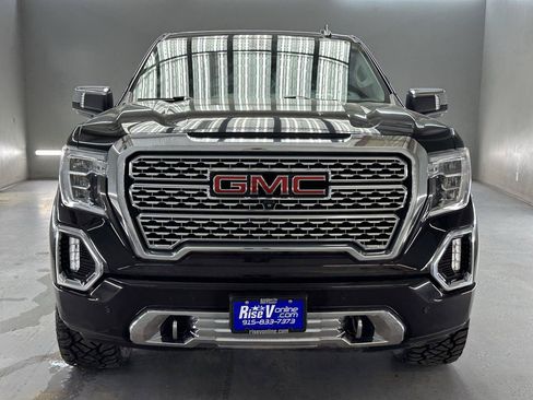 Used 2019 GMC Sierra 1500 Denali w/ Denali Ultimate Package AWD/4WD image 2