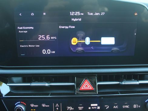 New 2026 Kia Niro EX FWD image 45