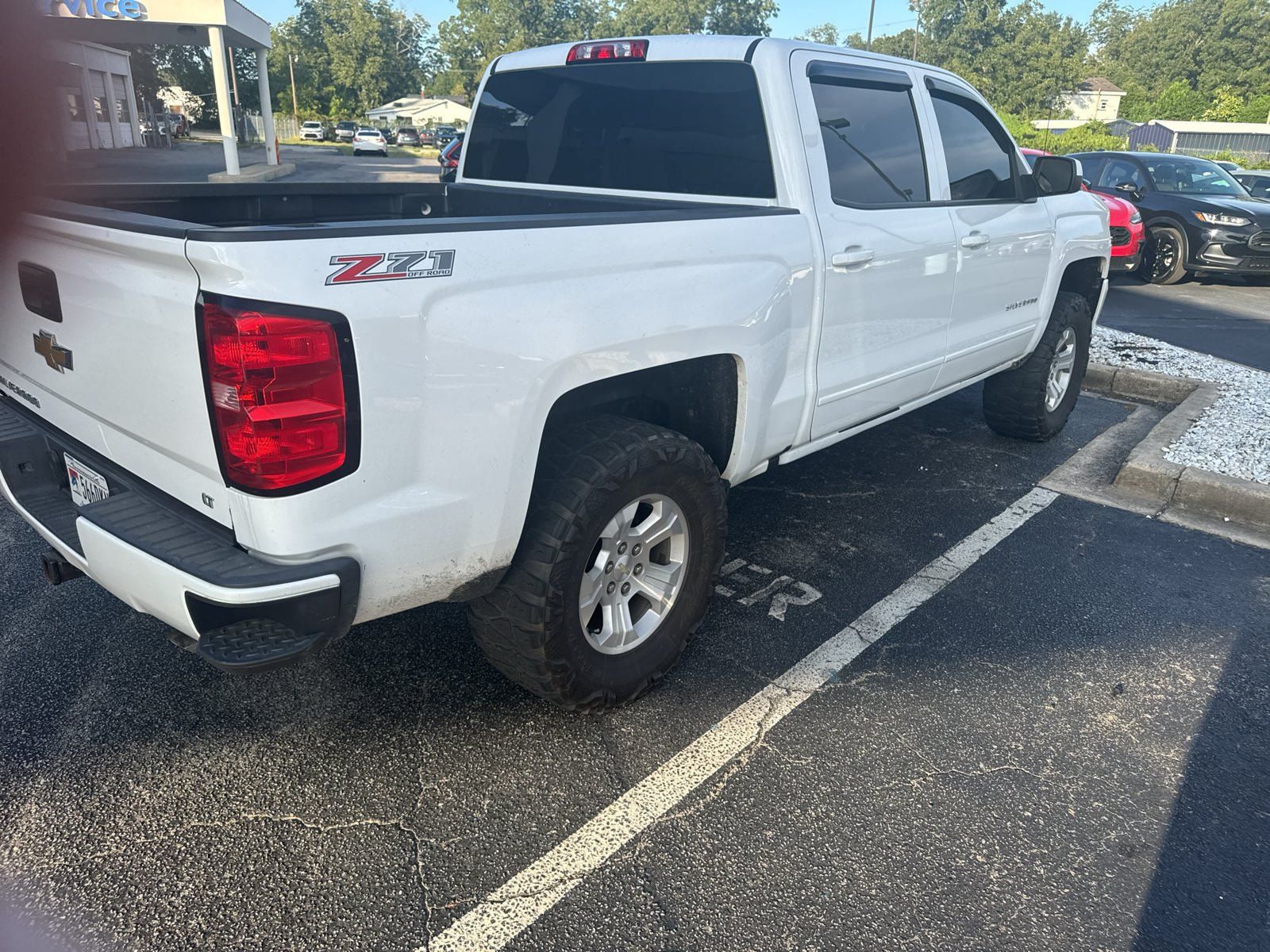 Used 2017 Chevrolet Silverado 1500 LT w/ All Star Edition AWD/4WD image 10