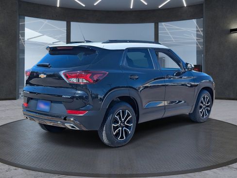 Used 2023 Chevrolet TrailBlazer ACTIV w/ Convenience Package image 6