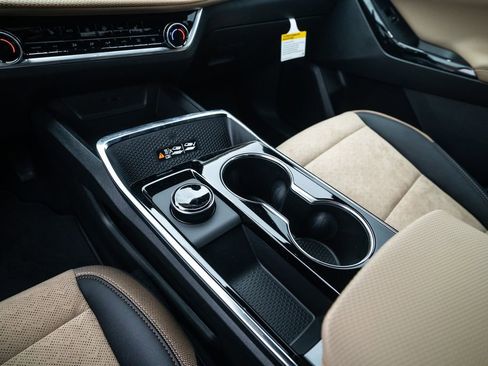 New 2026 Chevrolet Equinox ACTIV image 24