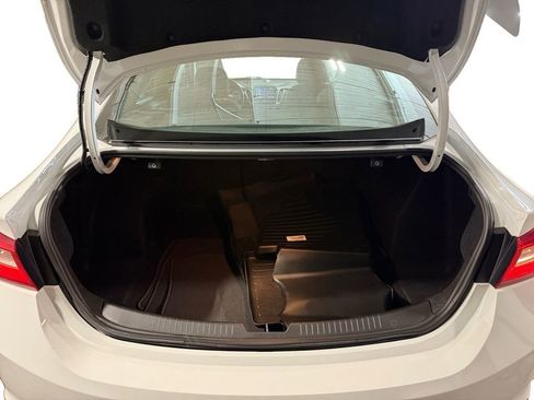 Used 2022 Chevrolet Malibu RS image 21