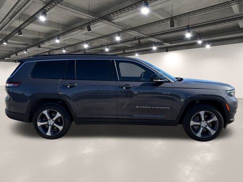 Used 2024 Jeep Grand Cherokee L Limited w/ Trailer Tow Package image 17