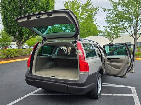 Used 2003 Volvo V70 AWD/4WD image 28
