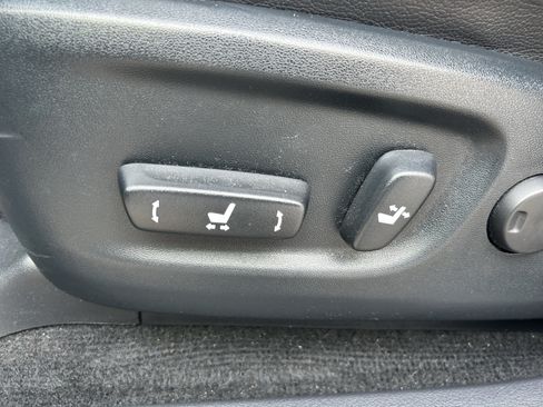Used 2021 Toyota 4Runner Limited AWD/4WD image 14