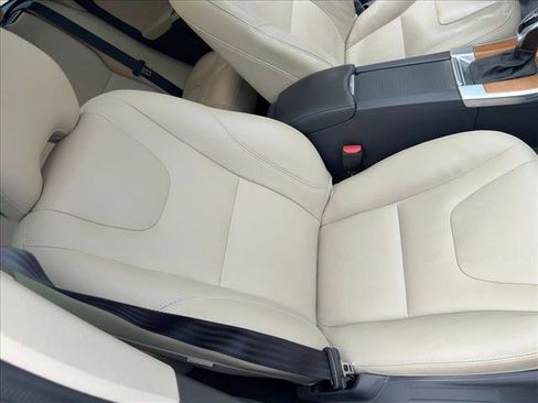 Used 2017 Volvo XC60 T5 Inscription w/ Advanced Package image 26