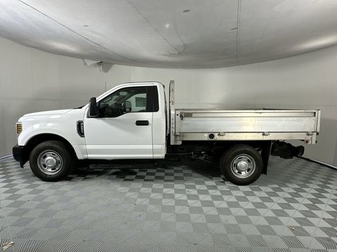 Used 2018 Ford F250 XL RWD image 5