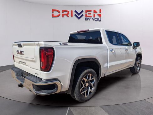 Used 2024 GMC Sierra 1500 SLT w/ SLT Premium Package image 5