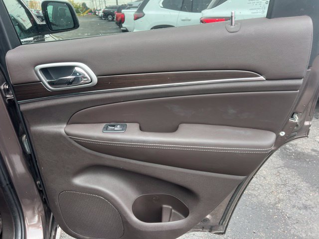 Used 2018 Jeep Grand Cherokee Overland AWD/4WD image 13