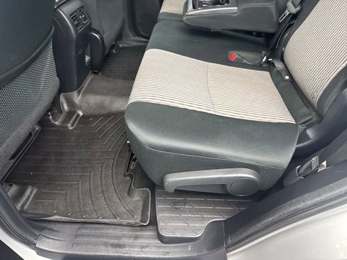 Used 2020 Toyota 4Runner SR5 image 31