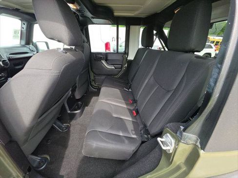 Used 2016 Jeep Wrangler Unlimited Sport AWD/4WD image 18