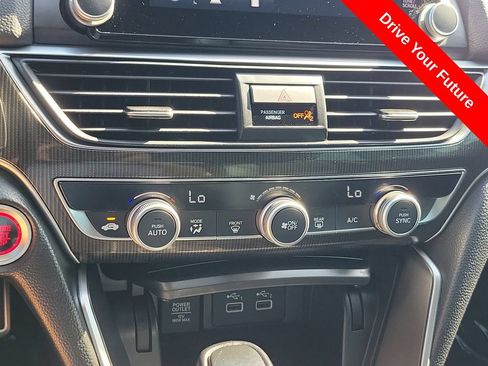 Used 2021 Honda Accord Sport image 13