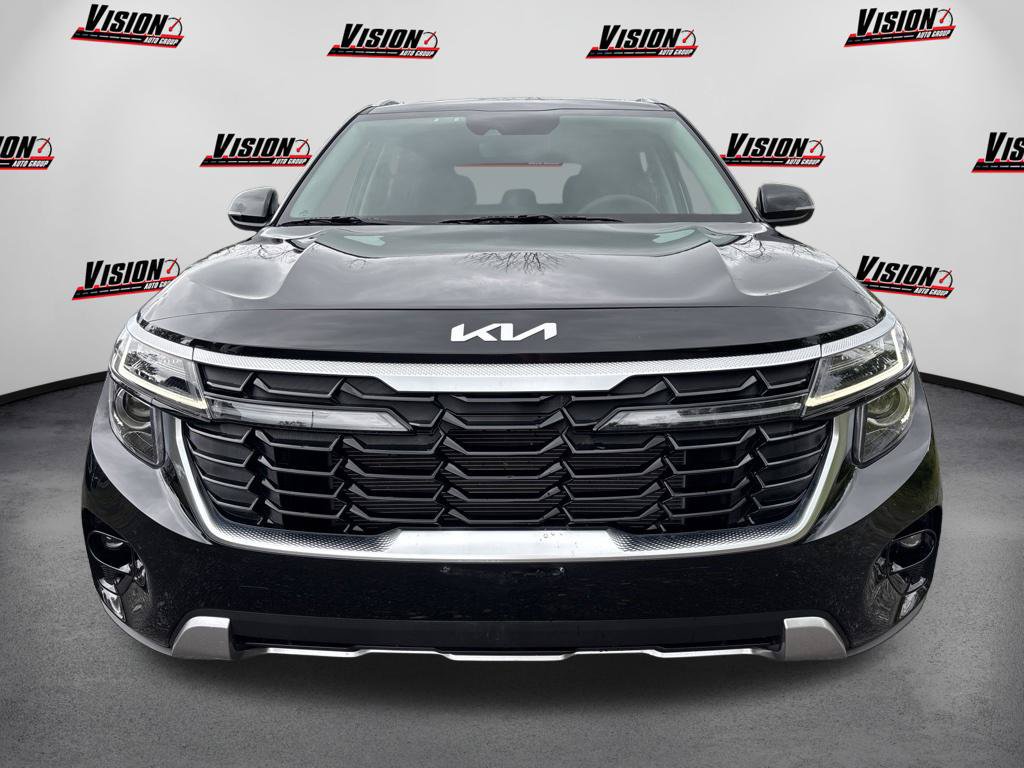 Certified 2024 Kia Seltos EX AWD/4WD image 2