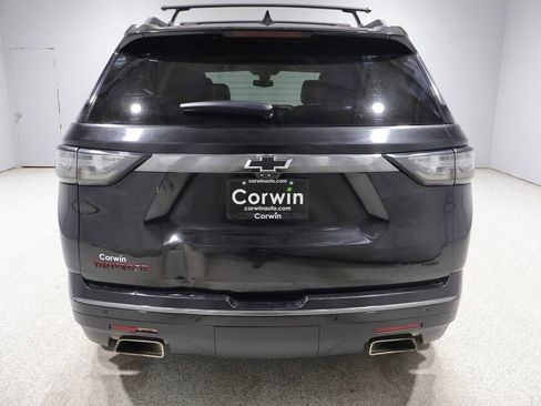Used 2019 Chevrolet Traverse Premier w/ Redline Edition AWD/4WD image 3