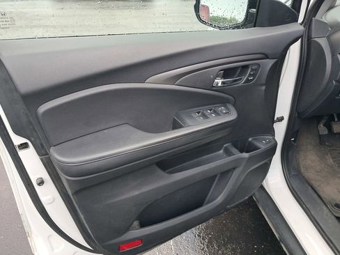 Used 2022 Honda Pilot EX-L image 11
