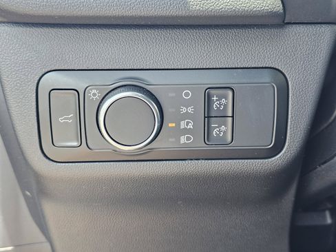 Used 2025 Ford Escape Active w/ Tech Pack #1 FWD image 19