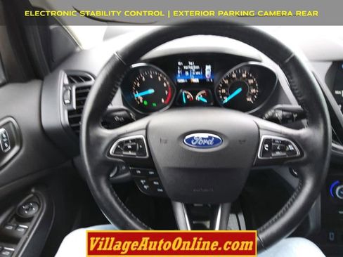 Used 2019 Ford Escape SEL image 18