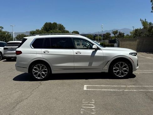 Used 2020 BMW X7 xDrive40i w/ Parking Assistance Package AWD/4WD image 7