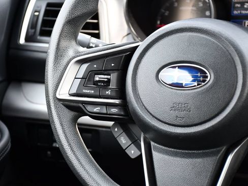 Used 2018 Subaru Outback 2.5i AWD/4WD image 21