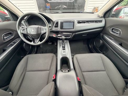 Used 2016 Honda HR-V EX image 19