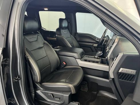 Used 2018 Ford F150 Raptor w/ Equipment Group 802A Luxury AWD/4WD image 21