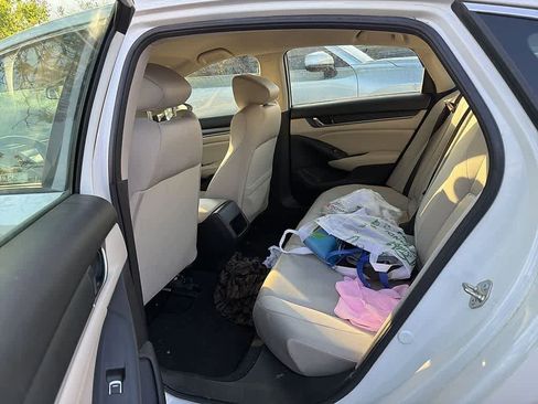 Used 2021 Honda Accord LX image 12