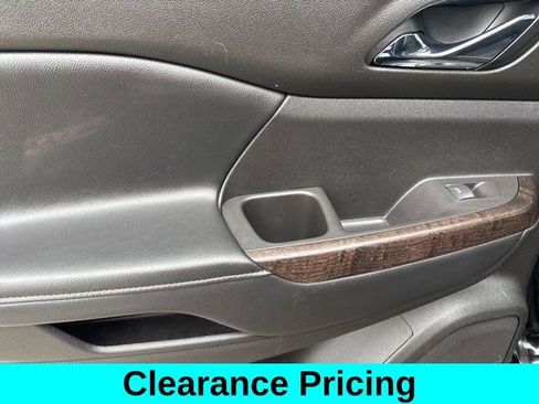 Used 2020 GMC Acadia Denali w/ Denali Ultimate Package image 35