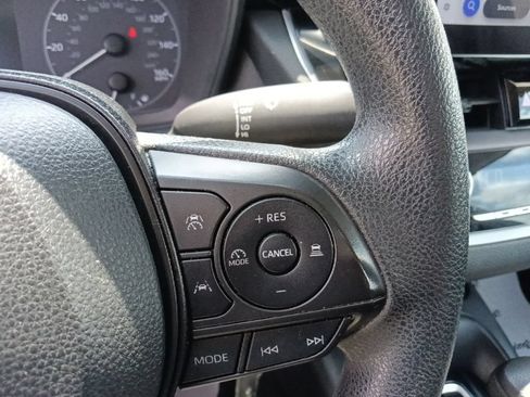 Used 2024 Toyota Corolla LE FWD image 19