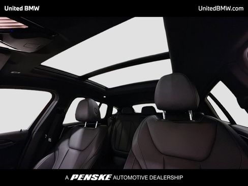 Used 2024 BMW X4 xDrive30i w/ Parking Assistance Package image 11