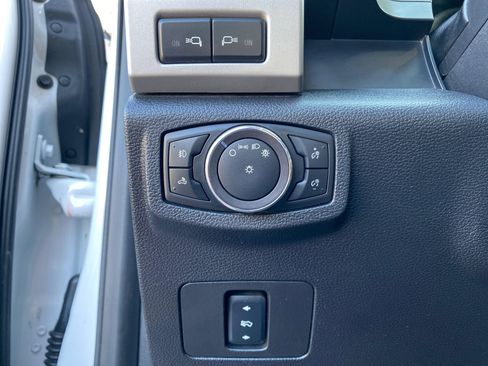 Used 2017 Ford F350 Lariat w/ FX4 Off-Road Package image 17